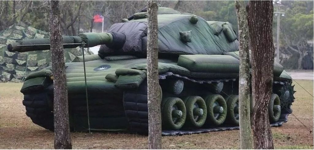 丛台军用充气坦克